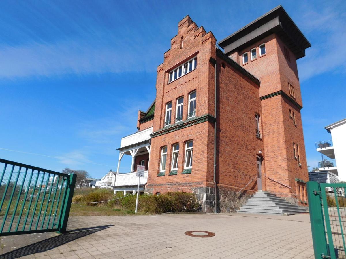 Seelotsenstation Sassnitz Mit Hafenblick By Unsere Urlaubszeit מראה חיצוני תמונה