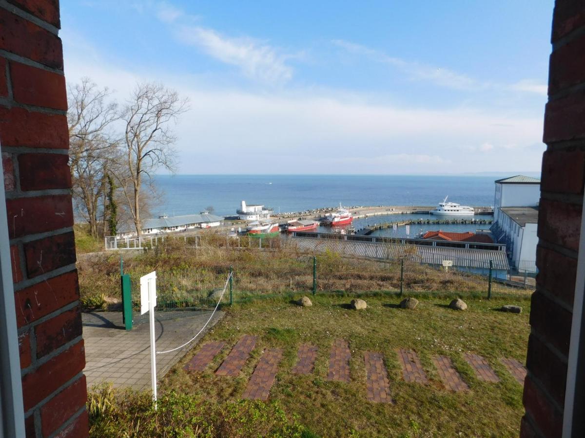 Seelotsenstation Sassnitz Mit Hafenblick By Unsere Urlaubszeit מראה חיצוני תמונה